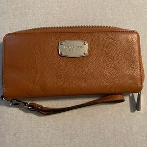 Michaels Kors Wallet